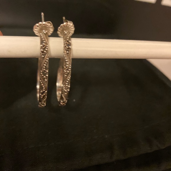 Lois Hill Oval Hoops 925 Sterling Silver Earrings - Picture 5 of 9